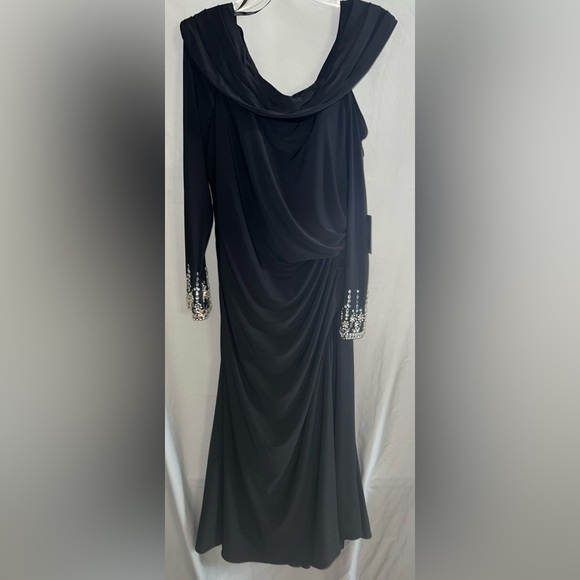 Mac Duggal 26485 NWT FOLDOVER LONG SLEEVE JEWELED MIDI DRESS - Picture 5 of 10